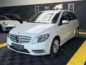 Mercedes-Benz B 220 B220 4Matic/KAMERA/ILS/TOTWI/