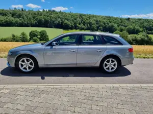 Audi A4 A4 Avant 2.0 TDI DPF quattro Ambition