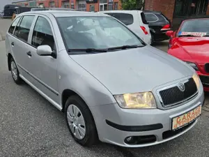 Skoda Fabia Ambiente ALLWETTERREIFEN TÜV  AU NEU