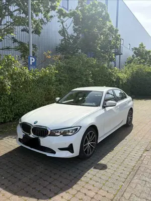 BMW 320 320 i Advantage