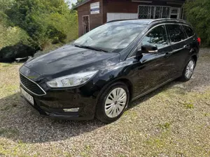 Ford Focus Business Turnier * Navi * SHZ * EURO6 * 2. Besitz