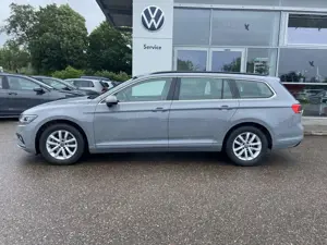 Volkswagen Passat Variant 2.0 TDI BUSINESS PANORAMA+AHK+APP