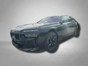 BMW 740 M Sportpaket Pro 3.0 8-Gang Steptronic xDrive 2...