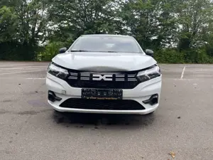 Dacia Sandero Essential