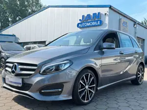 Mercedes-Benz B 180 d Automatik Leder Kam Panorama 1.Hand S-He