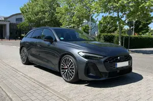 Audi A5 Avant e-hybrid qu Garantie BO Pano AHK 20“ STH