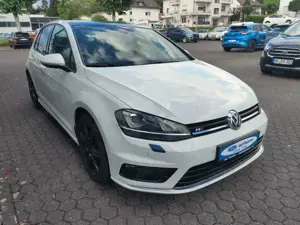 Volkswagen Golf VII Lim. Highline BMT (R-Line Ausstattung)