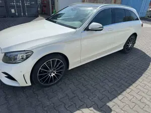 Mercedes-Benz C 300 C 300 d T 4Matic 9G-TRONIC AMG Line mit Garantie