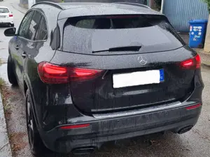 Mercedes-Benz GLA 200 GLA 200 7G-DCT Style
