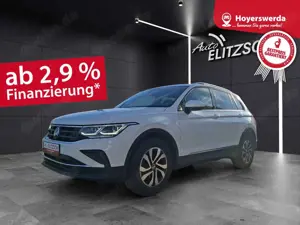 Volkswagen Tiguan TDI Active DSG Standhz Matrix Navi ACC SHZ Park...