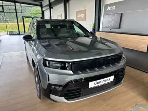 Jeep Compass 1.2 Mild Hybrid First Edition Vollausstattung Panoramadach