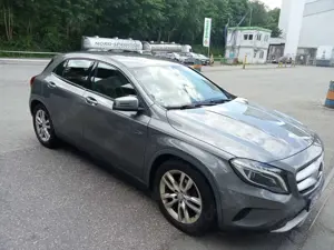 Mercedes-Benz GLA 200 GLA 200 (CDI) d 7G-DCT