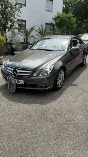 Mercedes-Benz E 350 E 350 CGI BlueEfficiency (207.357)