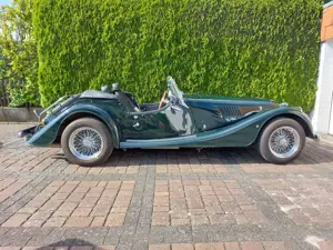Morgan Plus 4