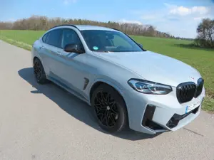 BMW X4 M Competition Vollaust.,Akrapovic,Tiefer, Distanz