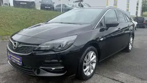 Opel Astra Elegance 1.2T Kamera+Klimaautomatik+LED+SH