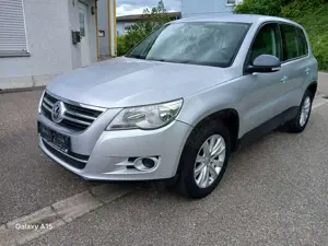 Volkswagen Tiguan Tiguan 1.4 TSI Sport NeuTÜV Neu Inspektion 4X4 Top