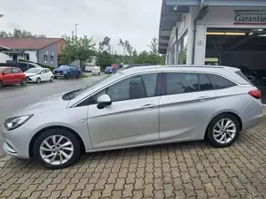 Opel Astra Innovation - Automatik -