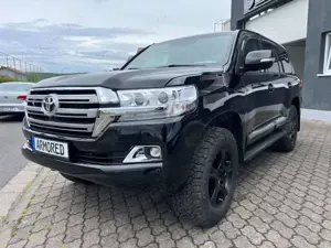 Toyota Land Cruiser 4,5 V8*J200*ARMOURED*GUARD*B6*STOCK