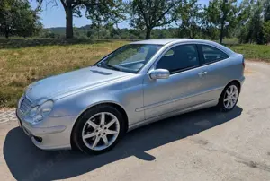 Mercedes-Benz C 230 C 230 / 7 G Tronic Sportcoupe Evolution