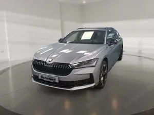 Skoda Superb Combi 1.5TSI iV Sportline 360Grad/AHK/Pano