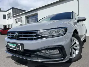 Volkswagen Passat Variant 1.5 TSI DSG R-Line 163€ m.20% Anz. STHZ Navi RFK