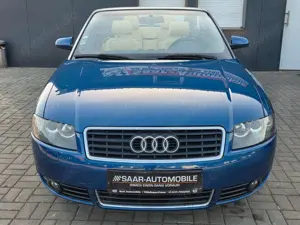 Audi A4 2.0 Cabriolet 2.0 / NAVI/SITZHEIZUNG/CABRIO