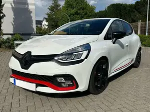 Renault Clio Clio TCe 220 EDC R.S. Trophy Edelstahl Auspuff