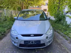 Ford S-Max S-MAX Titanium*NEUE TÜV*