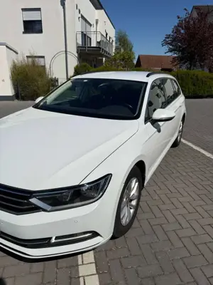 Volkswagen Passat Variant Passat Variant Diesel 2.0 TDI SCR DSG Comfortline