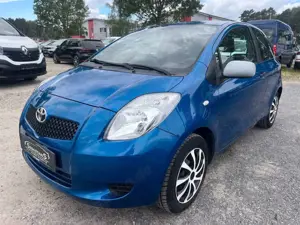 Toyota Yaris Cool 1,0-l-VVT-i Klima Tüv + Insp. neu
