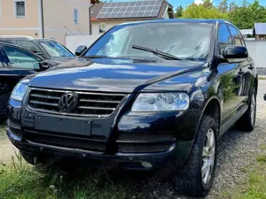 Volkswagen Touareg V6 TDI BI-XENON AHK 4x SHZ TEMPOMAT