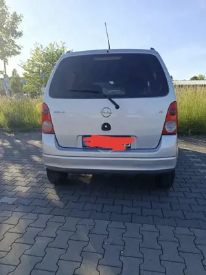 Opel Agila 1.2 16 V Haribo
