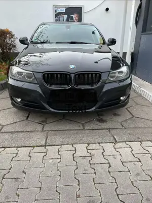 BMW 320 320d xDrive DPF Aut.