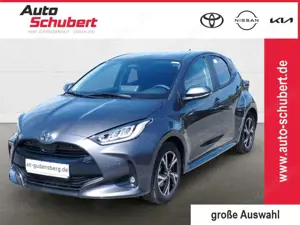 Toyota Yaris 1,5l Teamplayer LED Apple CarPlay Android Auto Kli