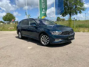 Volkswagen Passat Variant Business/ AHK/ Kamera/ ACC