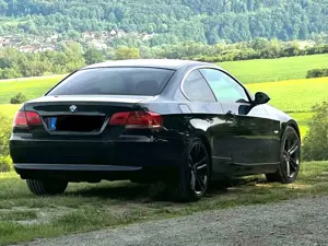 BMW 325 325i Coupe