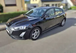 Ford Focus Focus Fließheck 1.0 EcoBoost Start-Stopp-System COOL