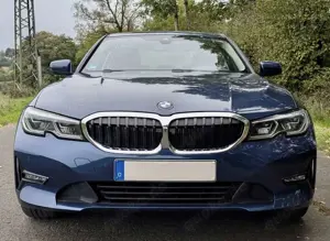BMW 320 320i Aut. Advantage