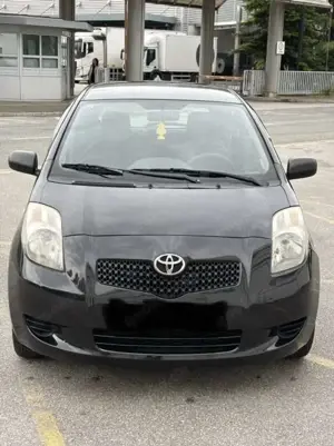 Toyota Yaris 1.0 - 69 VVT-i Création
