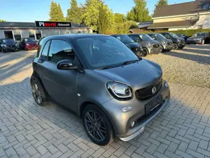 smart forTwo Brabus Style 90PS-LED-NAVI-PANO-CAR PLAY