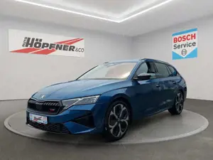 Skoda Octavia Combi RS 2.0 TSI DSG / Admiral Blau /19"
