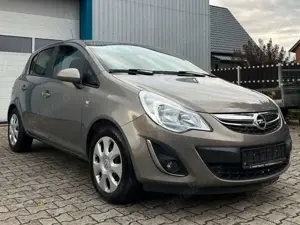 Opel Corsa D 1.4 Satellite AUTOMATIK KLIMA SHZ LHZ