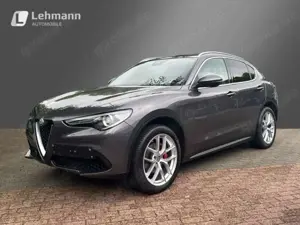 Alfa Romeo Stelvio Super Q4 -Panoramadach-Xenon-AHK-