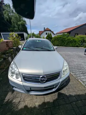 Opel Signum 2.2 Edition