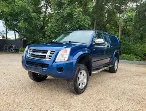 Isuzu D-Max Space Cab LS 3.0D*4WD*Klima*Tempomat*LMF*