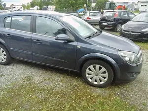 Opel Astra Innovation"110Jahre"/met+Klima+Xenon+Temp/TÜV