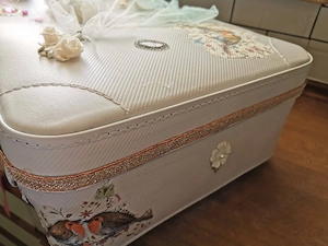 Shabby Deko Koffer Bild 4
