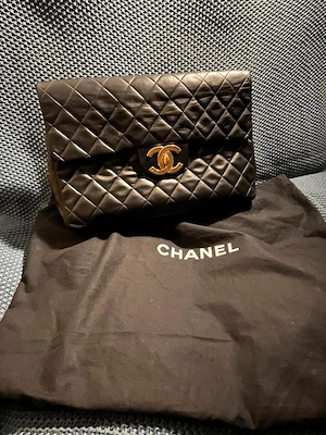 Chanels zeitlose klassische Klappentasche