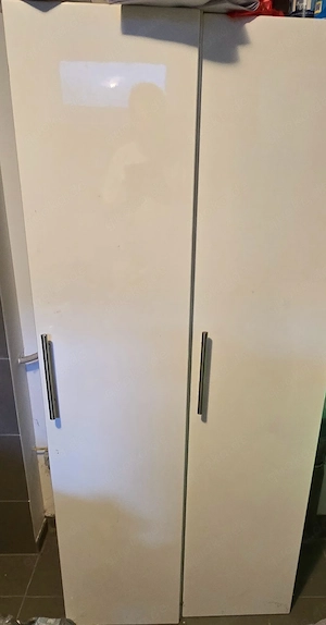 Verschenke 3 IKEA-Badschränke an Selbstabhohler